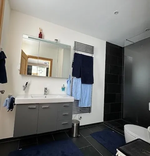 Modern Flat With View Давос